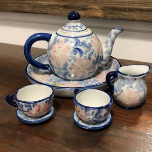 Miniature tea set